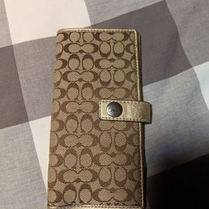 Coach Signature C Checkbook Wallet